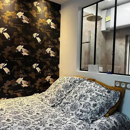Apartment Cosy Renovated 1-bedroom Etoile *